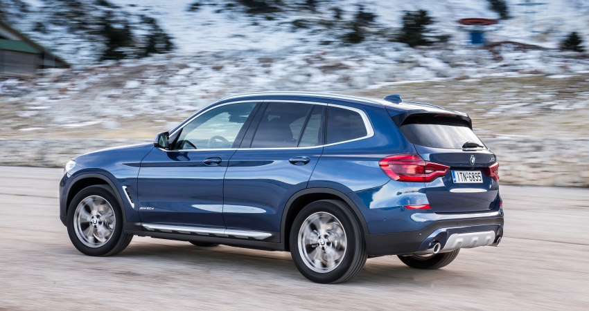 bmw x3 fDrive inside 1