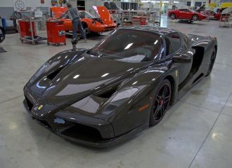 «Διάφανη» Ferrari Enzo πωλείται για 3,1 εκατομμύρια ευρώ!