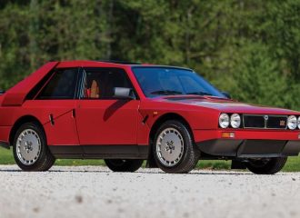 Συλλεκτική Lancia Delta S4 αναζητά νέο… γκαράζ