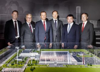 Ξεκίνησε η κατασκευή του πρώτου εργοστασίου της Mercedes στη Ρωσία