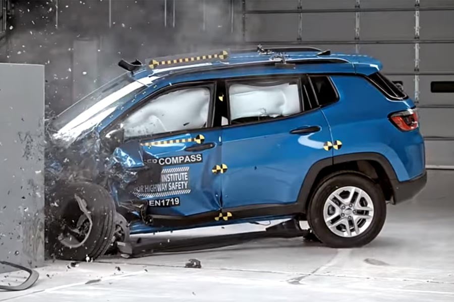Αρίστευσε στα crash tests το νέο Jeep Compass AutoGreekNews
