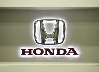 Γιατί η Honda δίνει 3,8 δις στην General Motors;