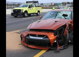 Απίστευτο δυστύχημα με Nissan GT-R
