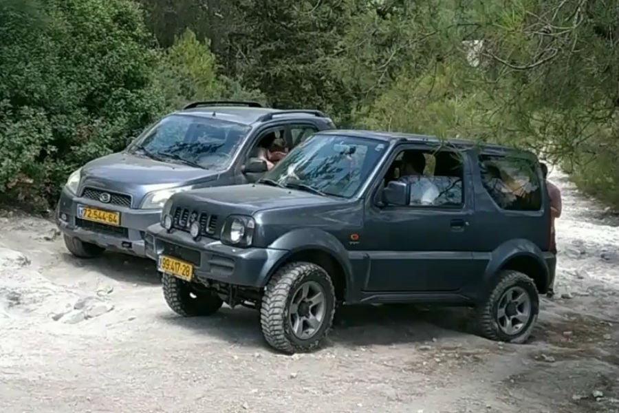 Daihatsu Terios vs Suzuki Jimny: Ποιο είναι πιο «κατσίκι»; (+video