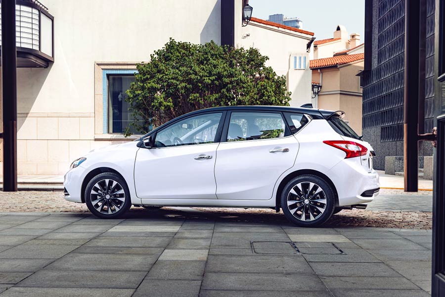 Nissan tiida 2020