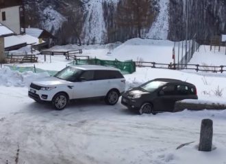 Fiat Panda 4×4 ρεζιλεύει Range Rover (+video)