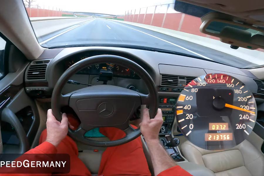 Unshakable Mercedes CL 500 του 1997 (+ βίντεο)