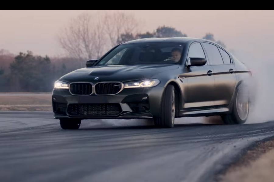 «Σήματα καπνού» με την BMW M5 CS (+video)