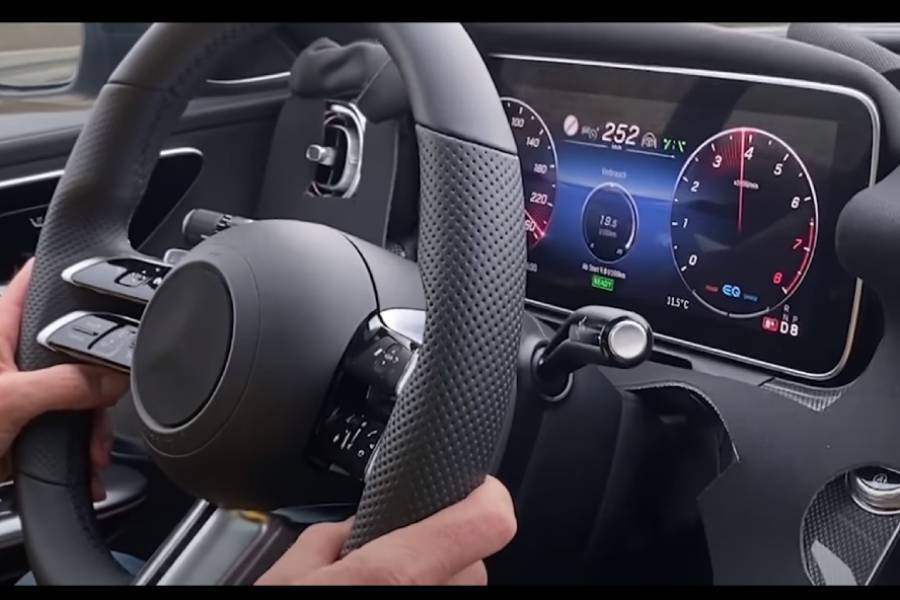 Τελικές με την επόμενη Mercedes C-Class (+video)