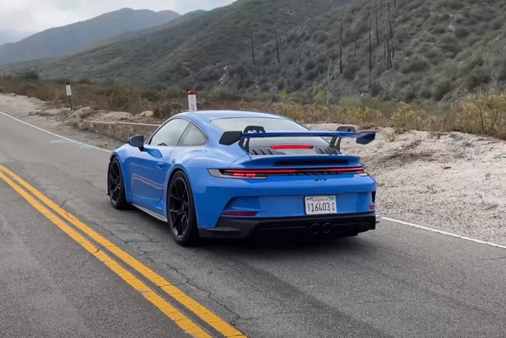 9άρες στο βουνό με την Porsche 911 GT3 (+video)