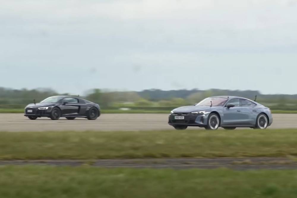 To Audi RS e-tron GT καταδυναστεύει το R8 (+video)