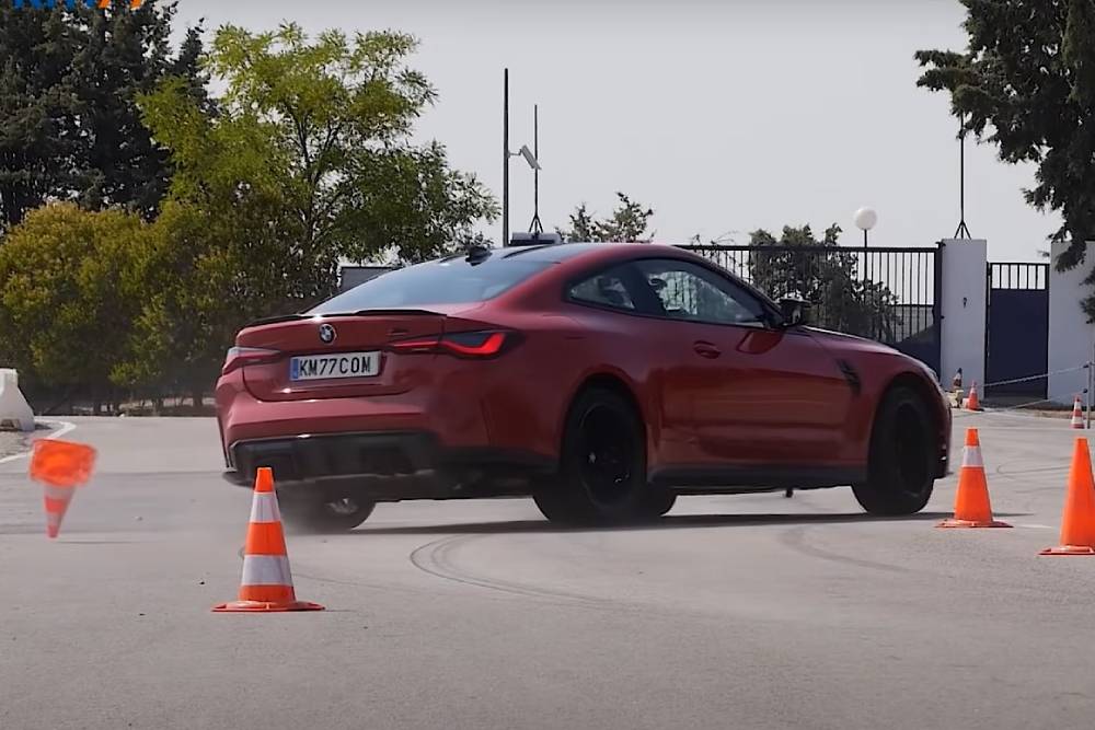 Ατίθαση η BMW M4 Competition στον τάρανδο (+video)