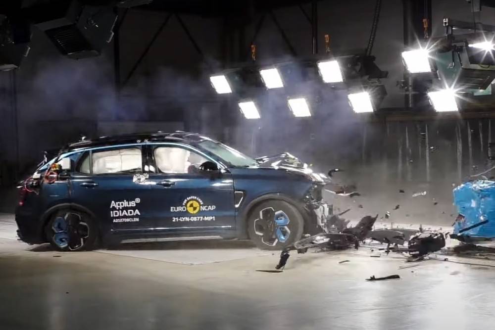 Έβρεξε αστέρια στα crash tests του Euro NCAP (+video)