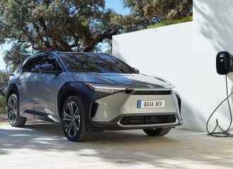 Toyota: «30 ηλεκτρικά μοντέλα μέχρι το 2030»