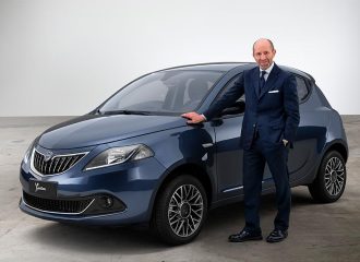 «Παίρνει μπρος» η Lancia και εκτός Ιταλίας