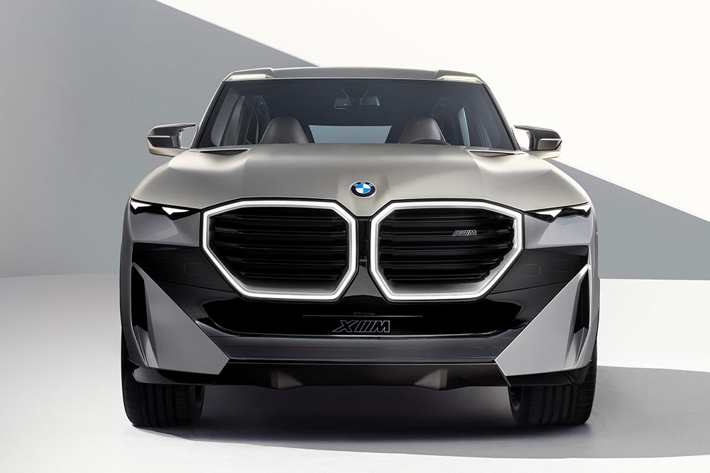 «Τρομοκρατικό» νέο BMW Concept XM με 750 άλογα!