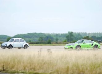 «Σκαραβαίος» σοκάρει Porsche 911 GT3 RS (+video)