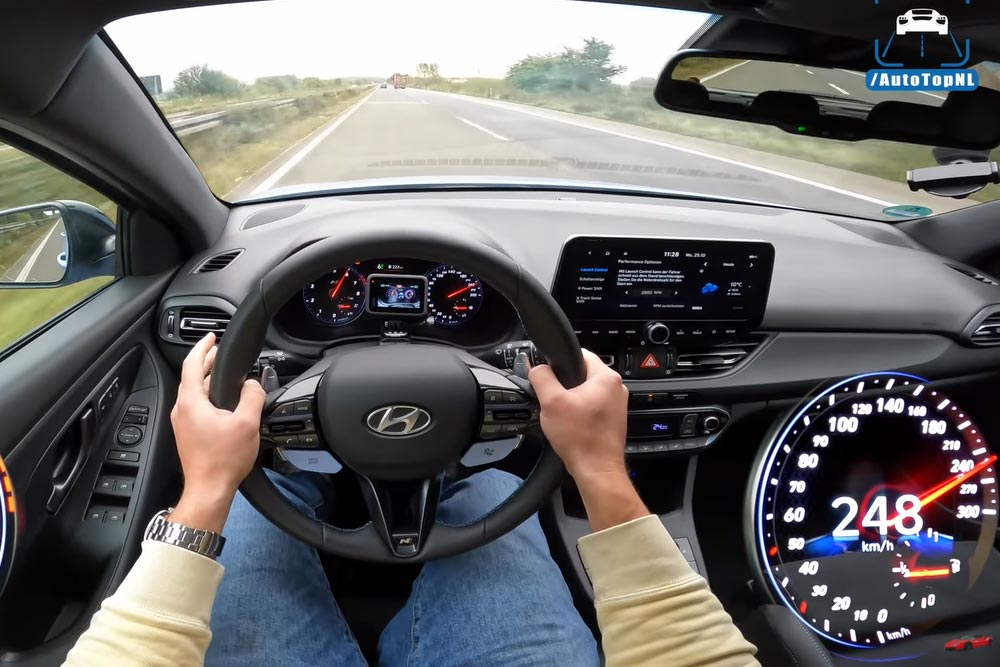 Φουλ γκάζια με το νέο Hyundai i30 N 8DCT (+video)