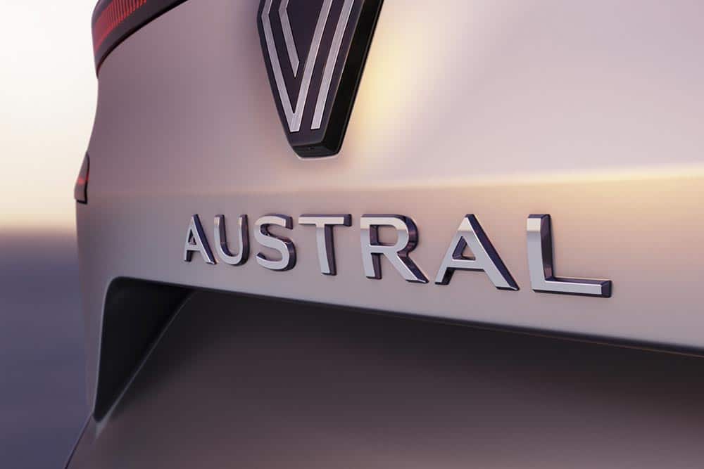 Νέο μικρομεσαίο SUV Renault Austral