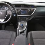 Toyota Auris Hybrid 2012 dashboard