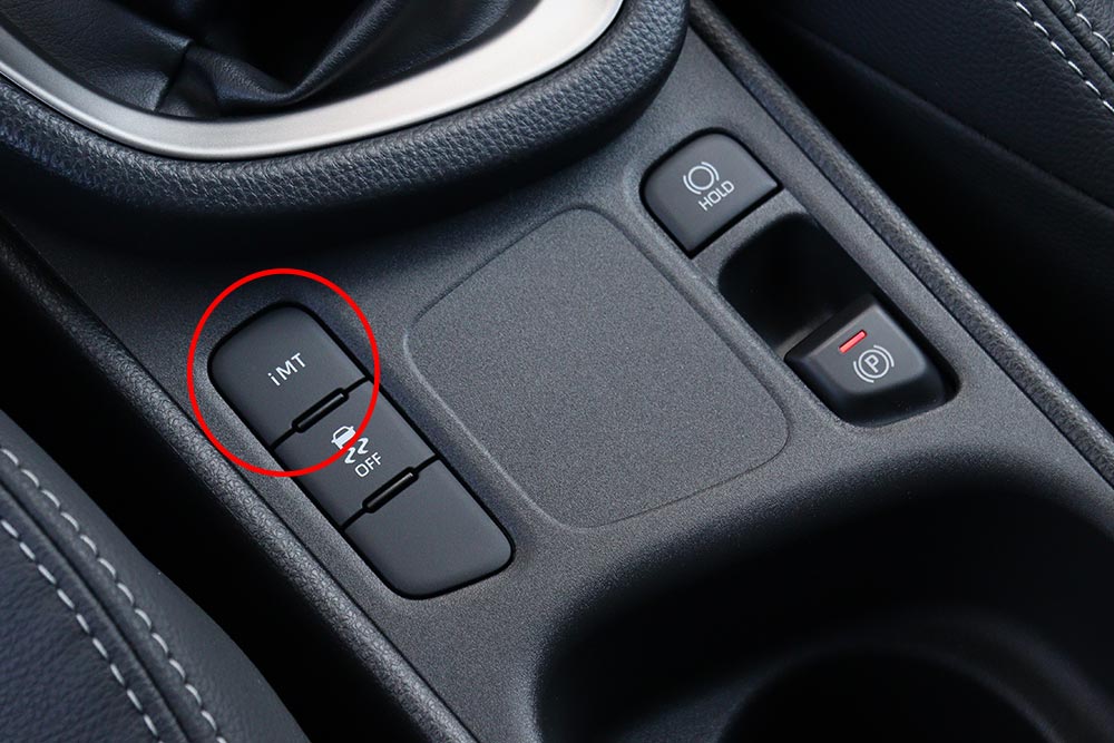 Τι κάνει το κουμπί iMT στο νέο Toyota Yaris Cross;