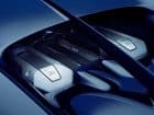 Η Bugatti μένει πιστή στους θερμικούς κινητήρες!