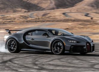 Η Bugatti ανακαλεί όλες τις Chiron Pur Sport