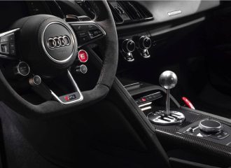 Μοναδικό χειροκίνητο Audi R8 MK2 1.500 ίππων!
