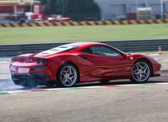 Ρεκόρ πωλήσεων όλων των εποχών για τη Ferrari