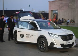 H Peugeot ανοίγει δουλειές στο Πακιστάν