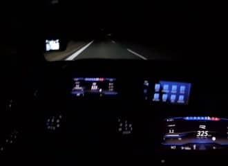VW Golf R 526PS με 325 χλμ./ώρα στα σκοτάδια (+video)