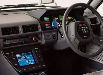 Αυτοκίνητο του 1983 με turbo, ραντάρ και οθόνες!