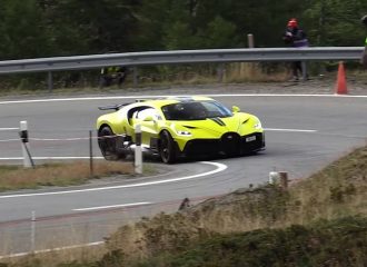 Bugatti Divo τρελαίνει κόσμο σε ανάβαση (+video)