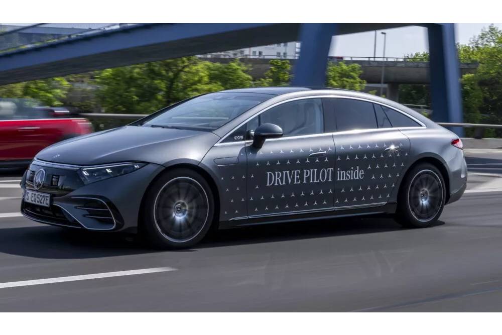 Η Mercedes «έφαγε» την Tesla στην αυτόνομη οδήγηση