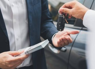 Πόσοι μισθοί χρειάζονται για ένα καινούργιο αυτοκίνητο;