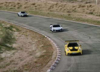 Η 911 GT3 RS «ράβει» Corvette Z06 & M4 CSL (+video)