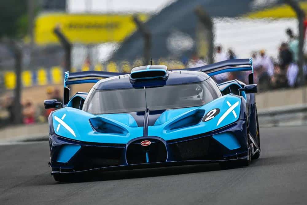 Τρέλανε το Le Mans η Bugatti Bolide (+video)