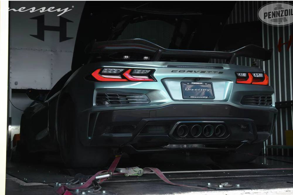 Η Corvette Z06 κελαηδάει στο δυναμόμετρο (+video)