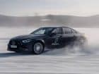 Οι Mercedes-AMG παίζουν και διδάσκουν στα χιόνια